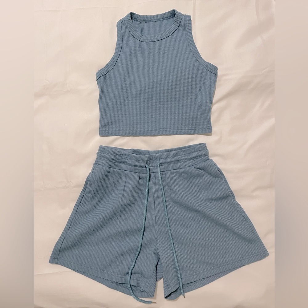Size S. Color blue